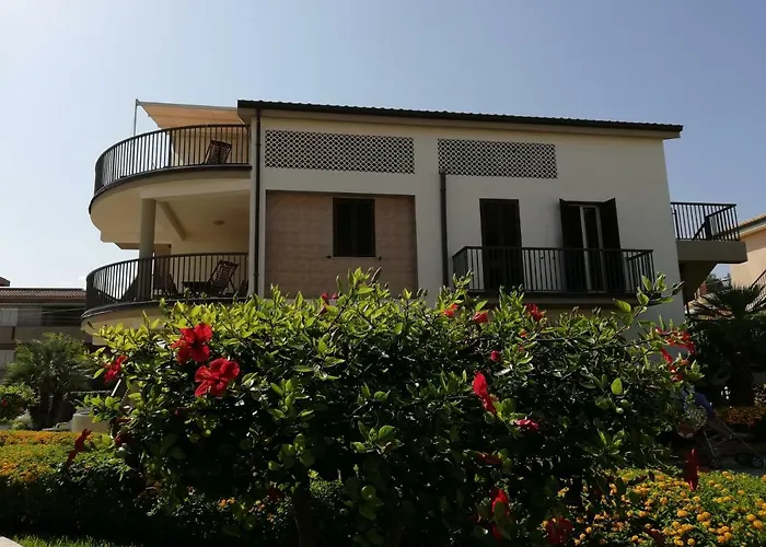 شقة فندقية Il Melograno 4*