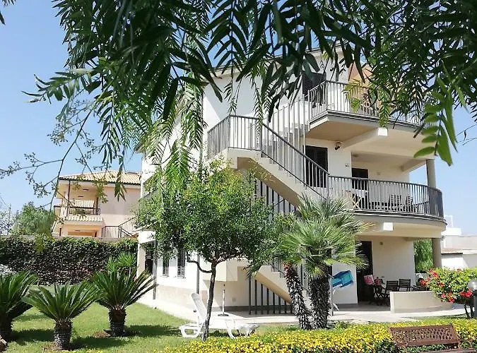 شقة فندقية Il Melograno 4*